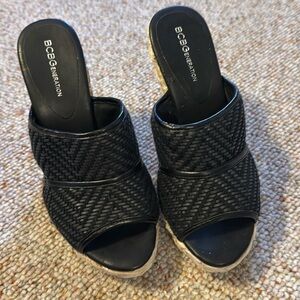 BCBGeneration black wedge sandals size 7